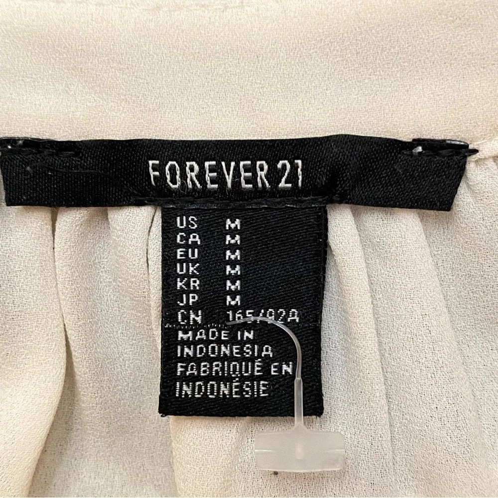 FOREVER 21 Women's Classy Cream Button-Up Blouse US M - Picture 5 of 10